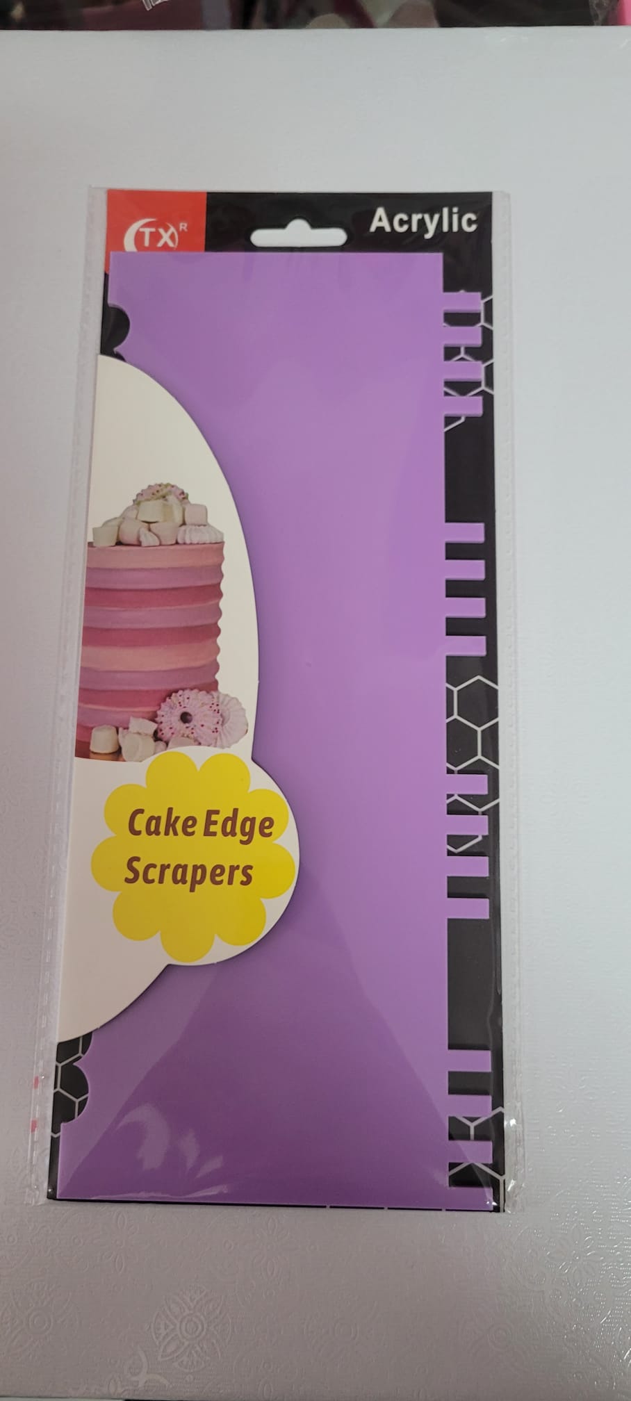 Cake edge Scrapper