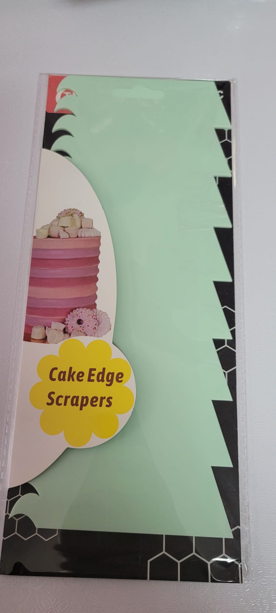 Cake edge Scrapper